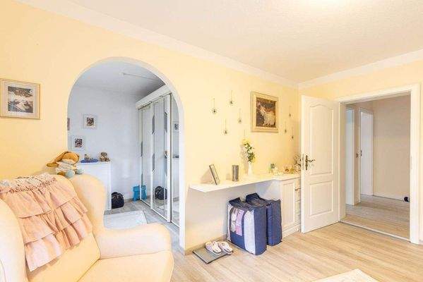 Ankleidezimmer OG2.jpg