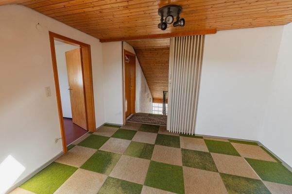 Vorzimmer / Zimmer Dachgeschoss