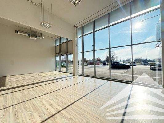 Eingang | Schaufensterfront