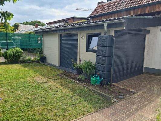 Gartenbereich Garage.jpg