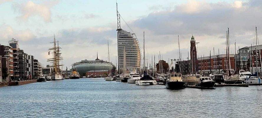 Ausblick auf dem Weg zu Deich