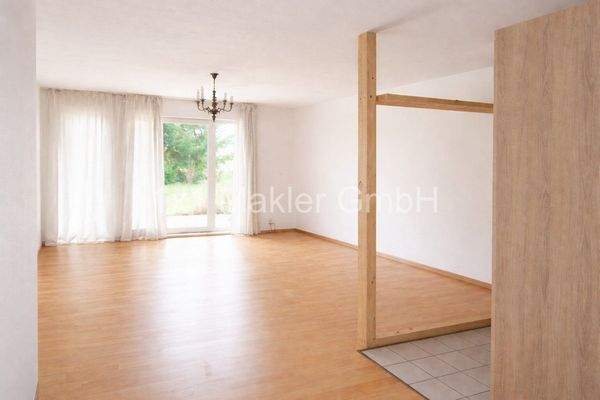 Blick zum Terrassenfenster