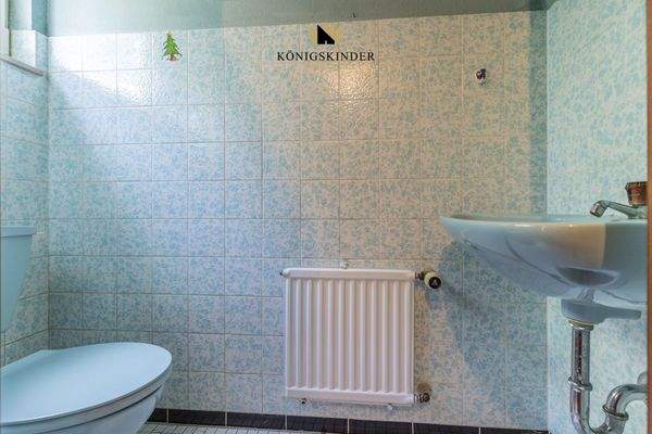 Separates Gäste-WC für zusätzlichen Komfort