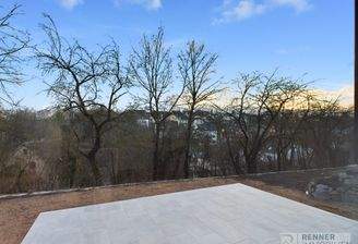 CAM02915G0-PR0052-STILL008