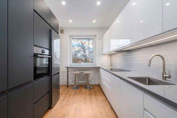 Küche – Visualisierung mit moderner Einbauküche