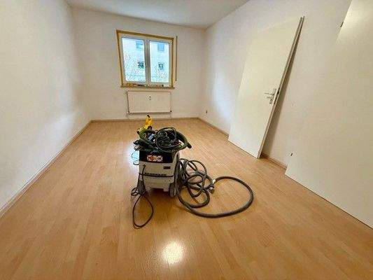 Kinder- oder Arbeitszimmer