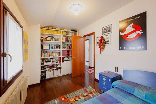 Eckhaus in Udine in der Via Grazzano