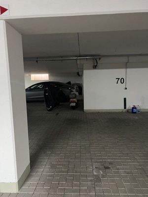 Tiefgaragenstellplatz Nr. 70 (optional)