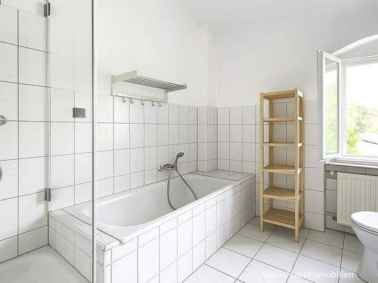 Das Bad von KI aufgeräumt