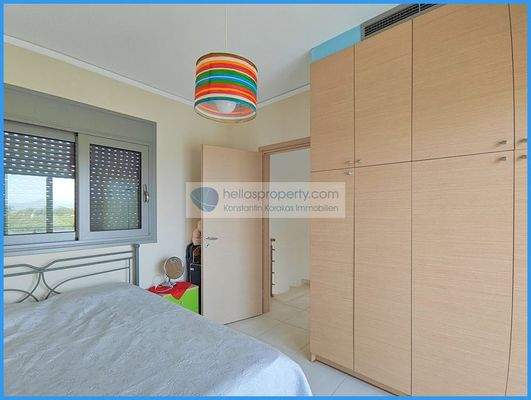 8f669dcf3b4d4c57a75df782372ba300-original