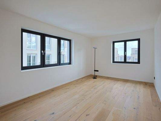 Geräumiges Schlafzimmer