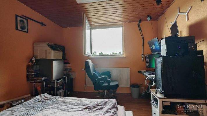 Büro bzw. Kinderzimmer