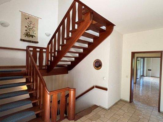 gepflegtes Treppenhaus