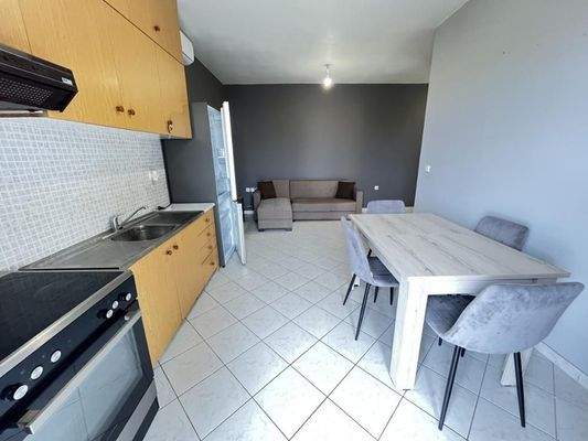 Kreta – Voll möblierte 2-Zimmer-Wohnung in Chania-Mournies zu verkaufen