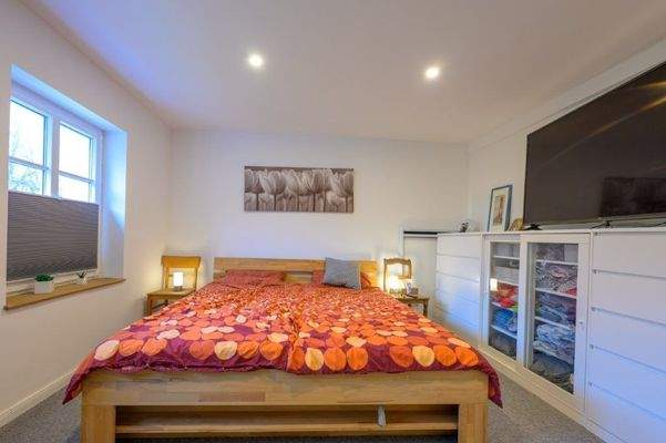 Schlafzimmer anderer Blick.jpg