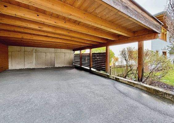 Carport mit 2 großen Stellplätzen
