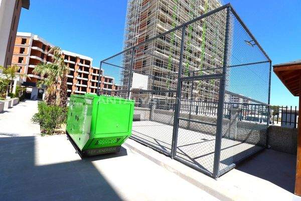 Apartments in a Complex with Swimming Pool in Aksu Altintas