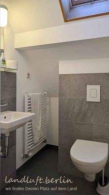 Gartenhaus, WC im OG.jpg