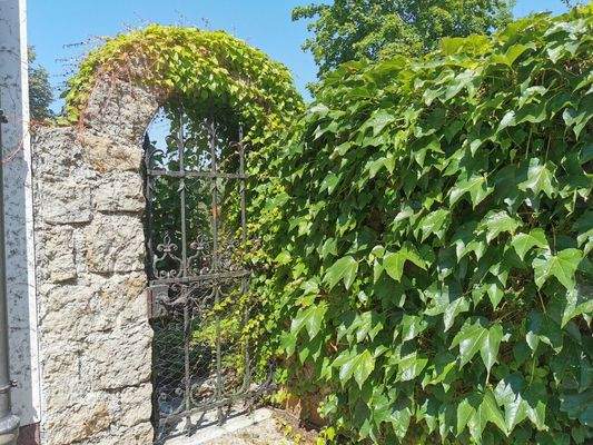 Steinbogen, Ein-Ausgang Park