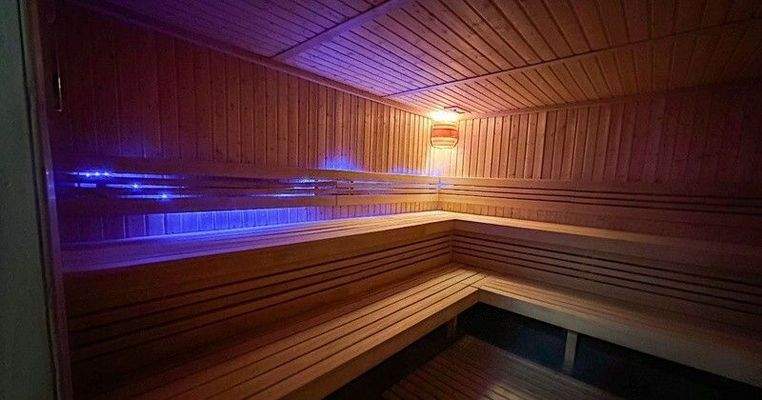 39_sauna2.jpg