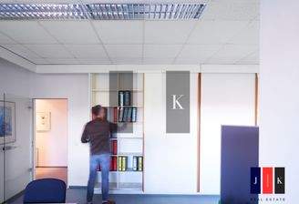 Büro Innenansicht 1