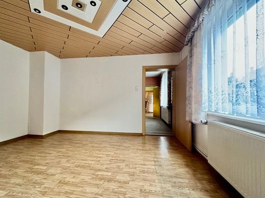 große helle Zimmer