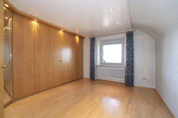 Kind oder Gästezimmer DG