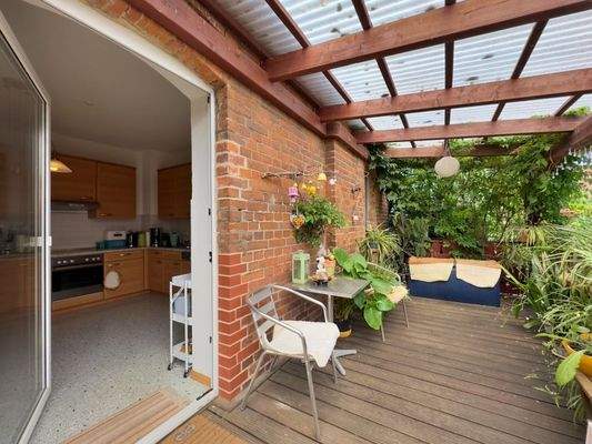 Terrasse vor der Küche