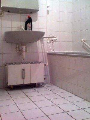 Wannenbad mit Anschlußmöglichkeit Waschm