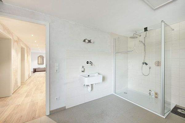 Duschbad Untergeschoss