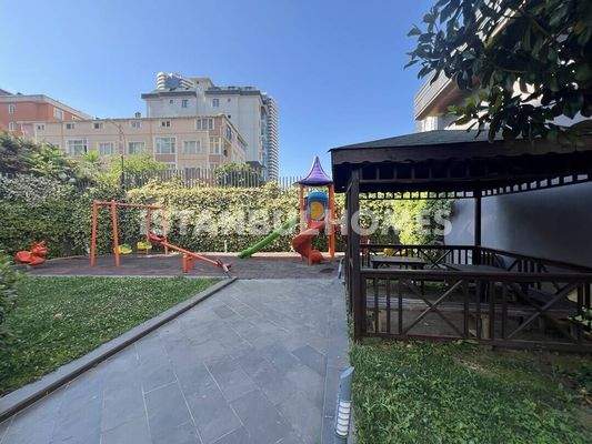 Furnished Property in a Complex with Pool in Kartal Istanbul