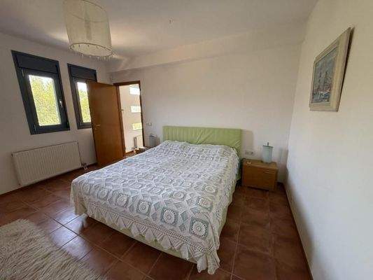 Kreta, Exo Lakkonia: Villa auf dem Land mit Pool, Olivenhain und Bergblick zu verkaufen