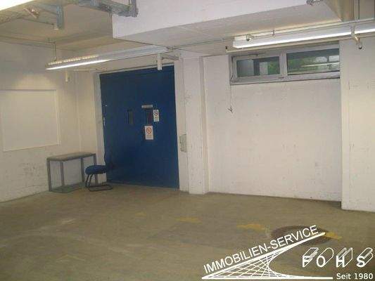 Halle UG 661,7 m² Geb. 4 Lasten-Aufzug 5 to