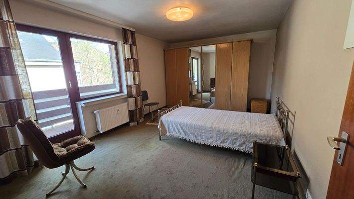 Schlafzimmer mit Loggia