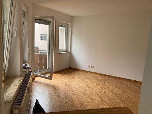 Durch die Durchreiche