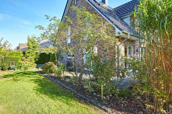 Liebevoll angelegter Garten