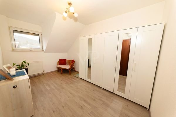 Schlafzimmer OG I
