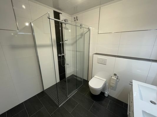 Wohnung-Gießen-Wingertshecke-7-10451-008-WE08-Bade