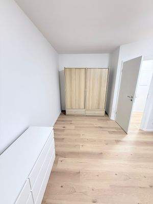 WhatsApp Image 2025-11-03 at 17.32.05 (1)