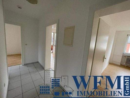 Bilder aus einer vergleichbaren benachbarten Wohnung