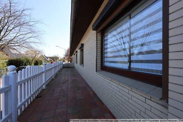 05 Laubengang Hausvorderseite