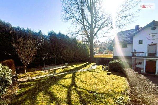 Villa_Parkgrundstück