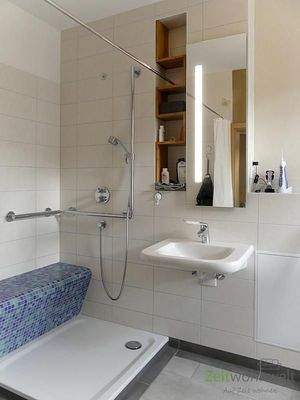 behindertengerechtes Duschbad