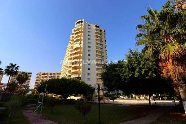 Flat in Liparis 5 Project near the Sea in Mersin Turkey