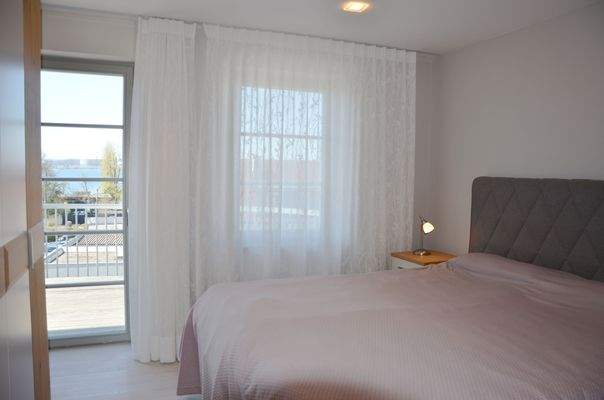 zweites Zimmer möbliert