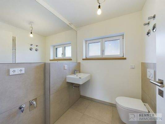 CAM02915G0-PR0050-STILL012