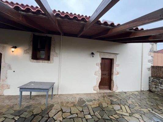Kreta, Litsarda - Charmantes Steinhaus im Zentrum eines Dorfes zu verkaufen