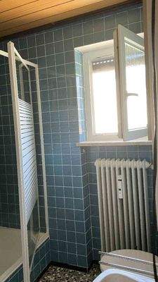 Wohnung 1. OG Rechts Badezimmer