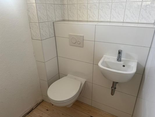 Toilette OG.jpg