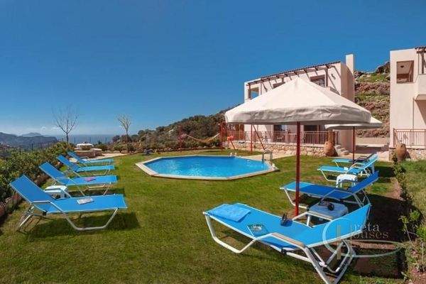 Kreta, Triopetra: Komplex aus zwei Villen in wunderbarer Lage zu verkaufen